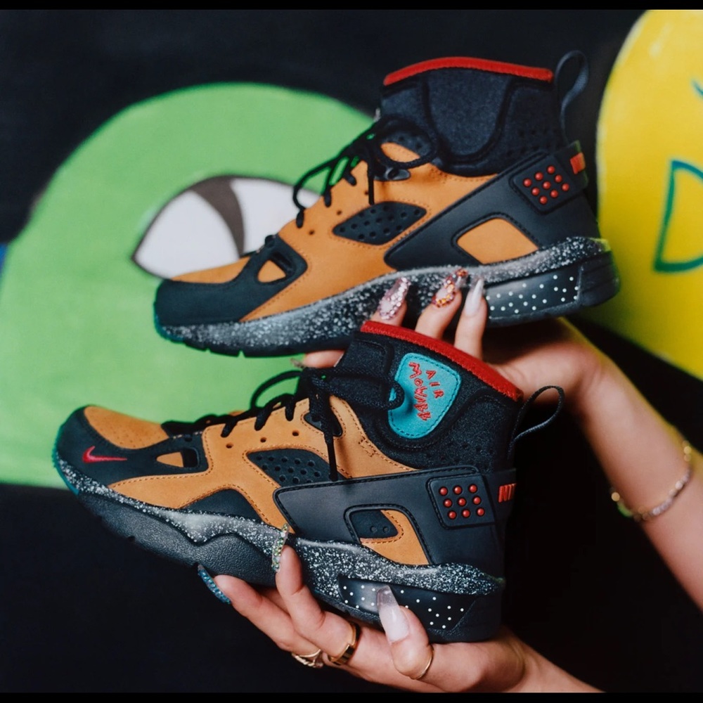 Nike Olivia Kim Air Mowabb NXN